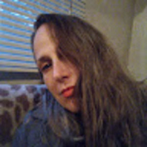 Meet your Posher, Desiree